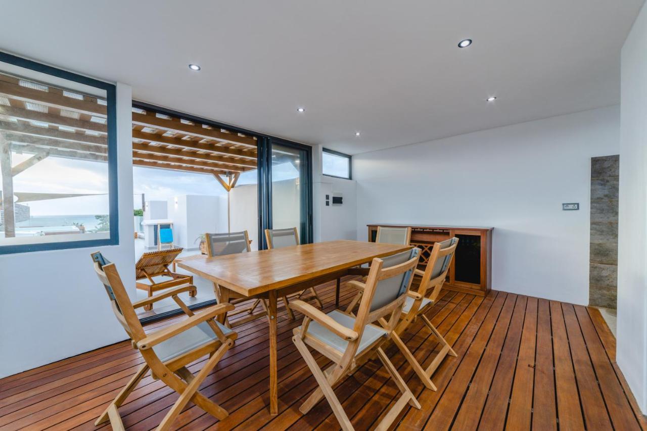 One Bay Residence Unit 15 - Penthouse With Private Roof Top, Jacuzzi And Sea View Grand Baie Esterno foto
