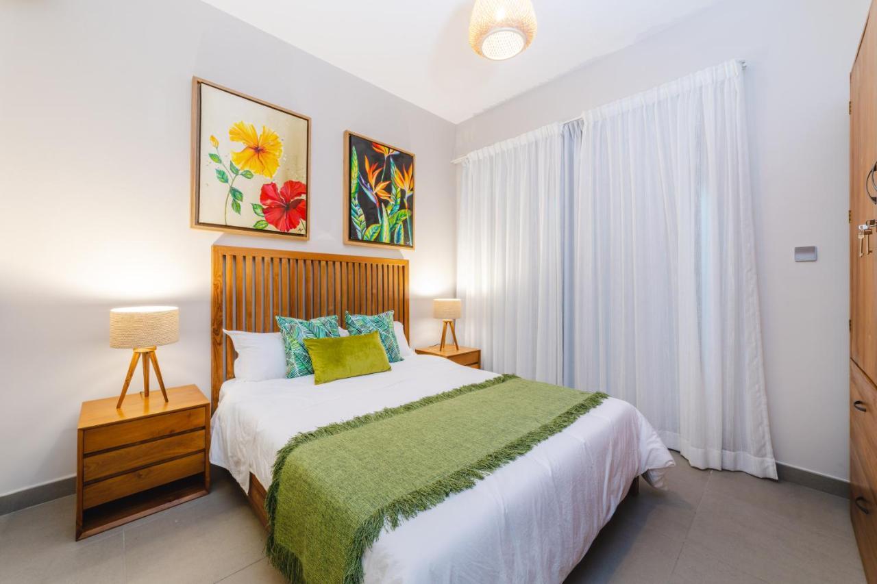 One Bay Residence Unit 15 - Penthouse With Private Roof Top, Jacuzzi And Sea View Grand Baie Esterno foto