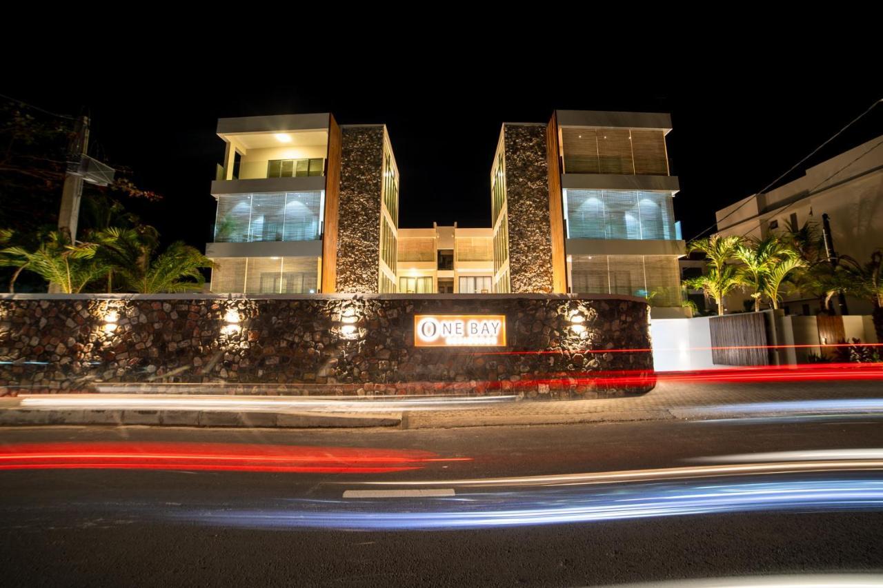 One Bay Residence Unit 15 - Penthouse With Private Roof Top, Jacuzzi And Sea View Grand Baie Esterno foto